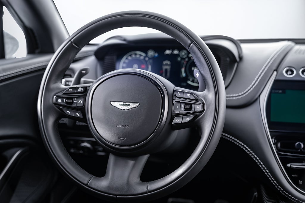 Gallery image 14 of 19