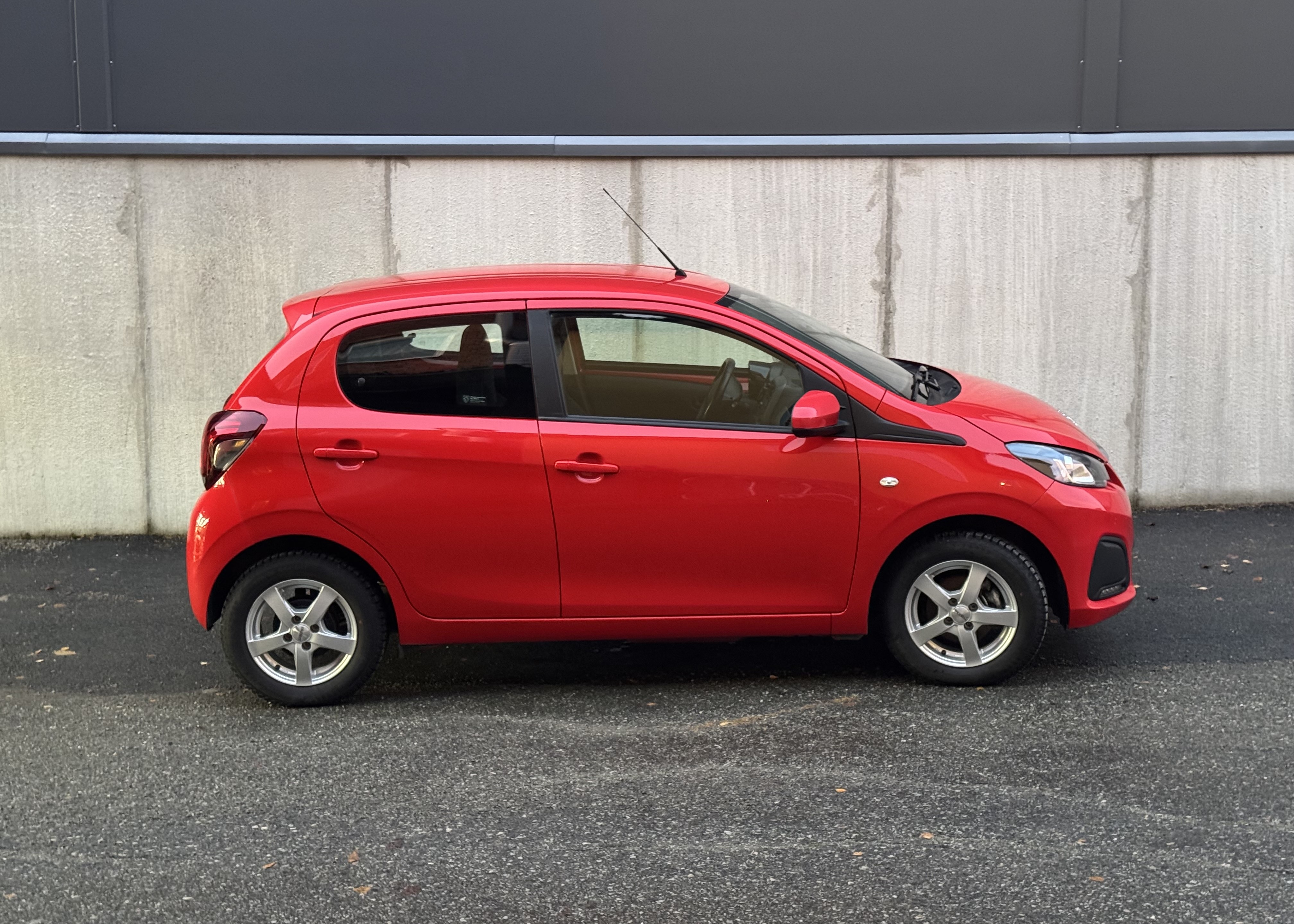 Peugeot 108 5-dörrar 1.0 VTi Euro 6 2021, bild 2/10