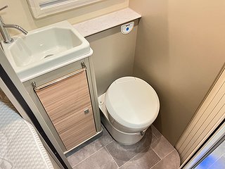 Husbil-halvintegrerad Ahorn Canada TF Plus 18 av 28