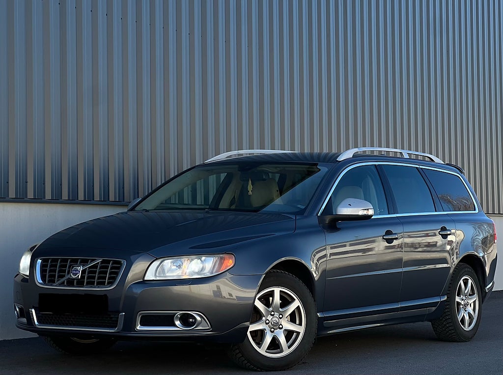 Volvo V70 400KR/MÅN 2.5T Geartronic Summum 