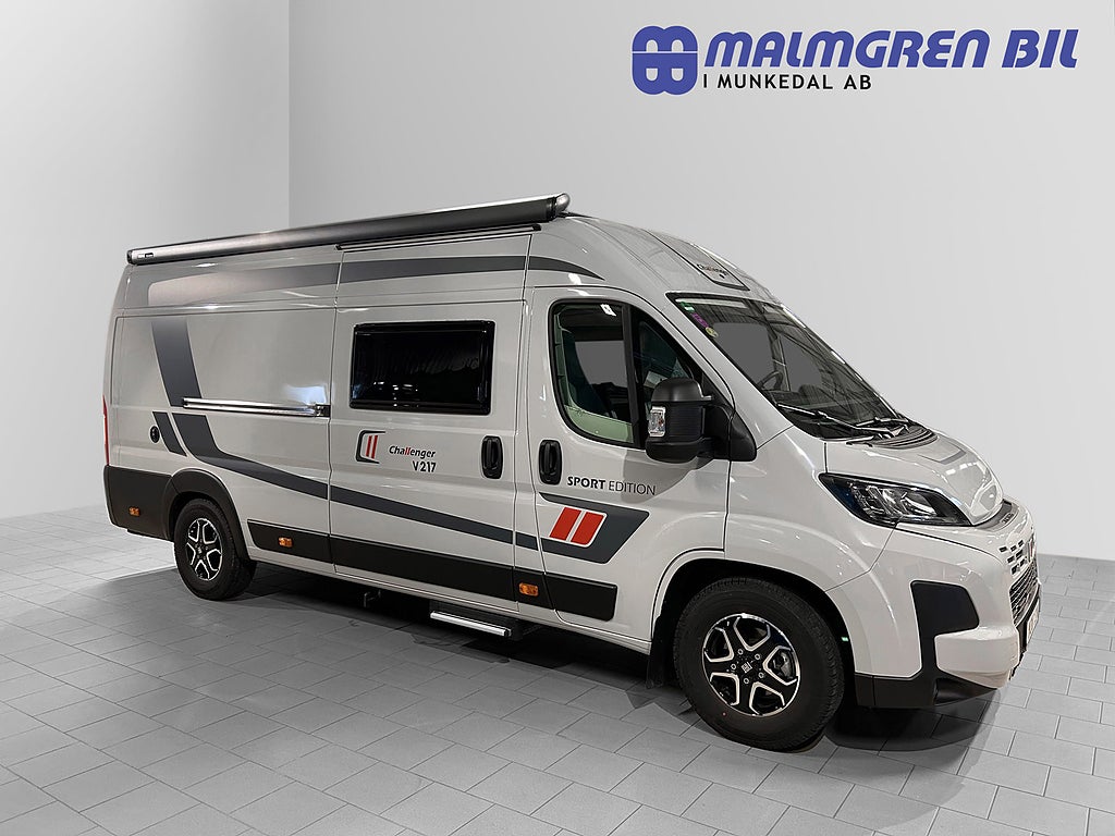 CHALLENGER V217 SPORT EDITION AUTOMAT Långbäddar 2025 