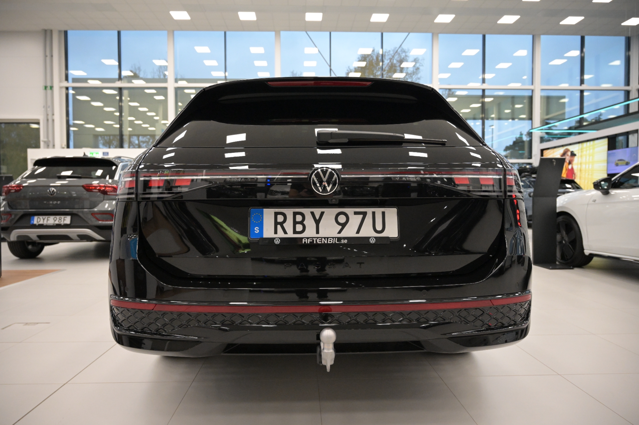 Volkswagen Passat eHybrid 272hk R-Line 2026, bild 7/51