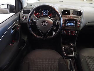 Halvkombi Volkswagen Polo 13 av 18