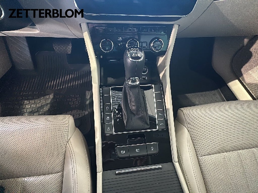 Kombi Skoda Superb 14 av 19