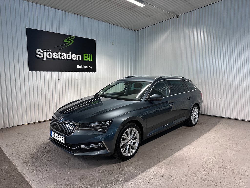 Skoda Superb iV Kombi 1.4 218hk Phev Drag/Värmare/Cockpit