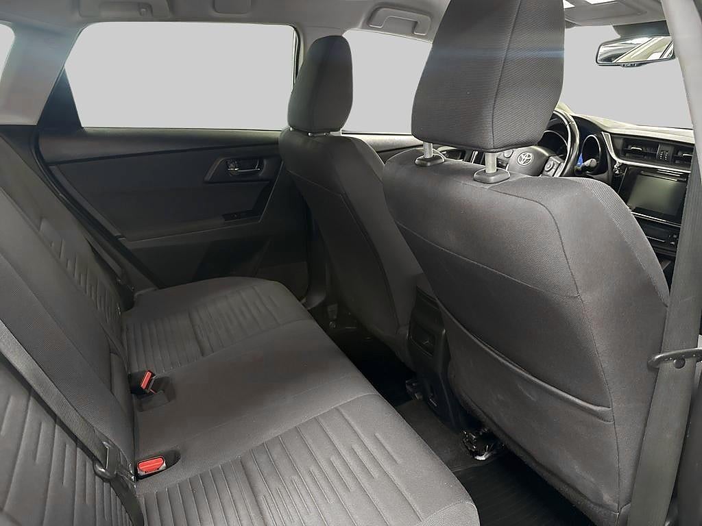 Toyota Auris 2016 - miniatyr 7