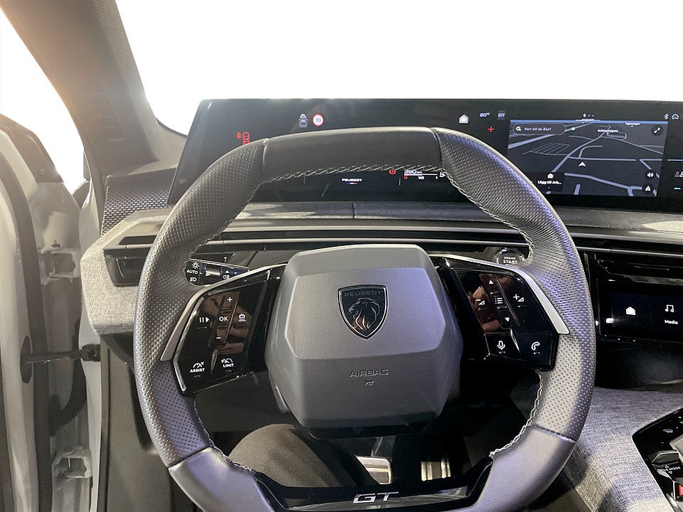Bild på Peugeot 3008 GT Hybrid 145hk Aut B-KAMERA CARPLAY