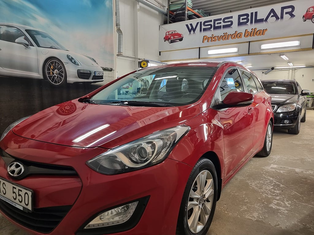 Hyundai i30 Kombi 1.6 CRDi Business Euro 5 Nybes.