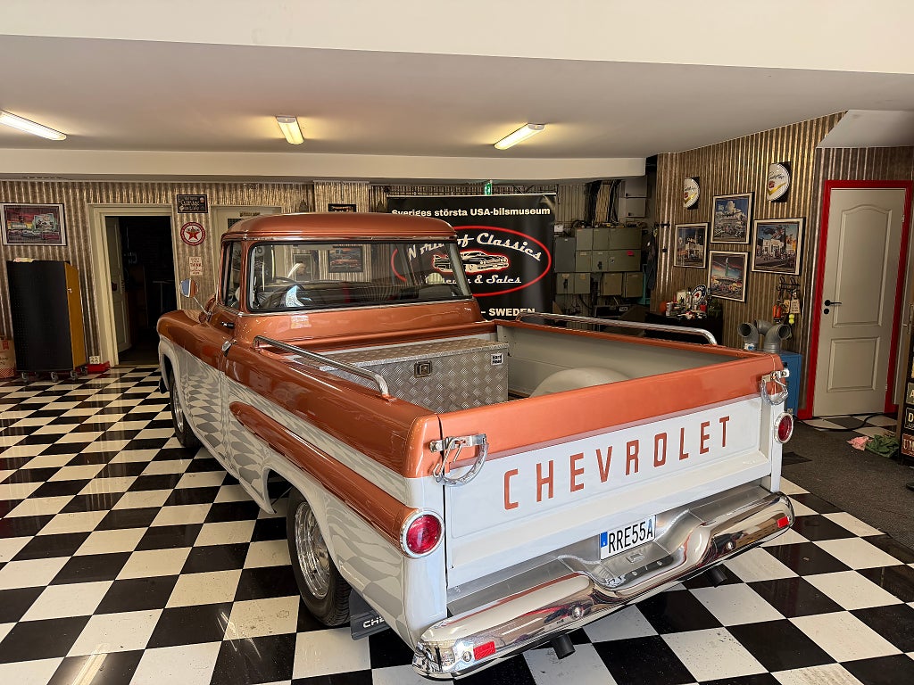 Chevrolet Apache 3100 Toppskick -58