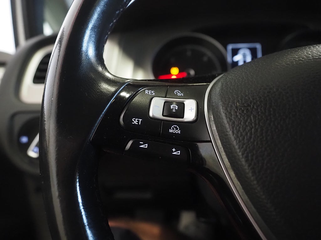 Volkswagen Golf Sportscombi 1.6 TDI 4Motion Dragkrok Kamera D-Värm 2016