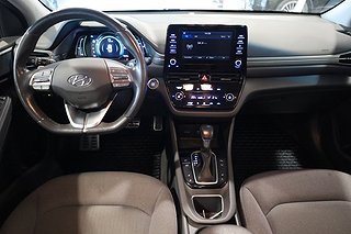 Halvkombi Hyundai IONIQ 12 av 23