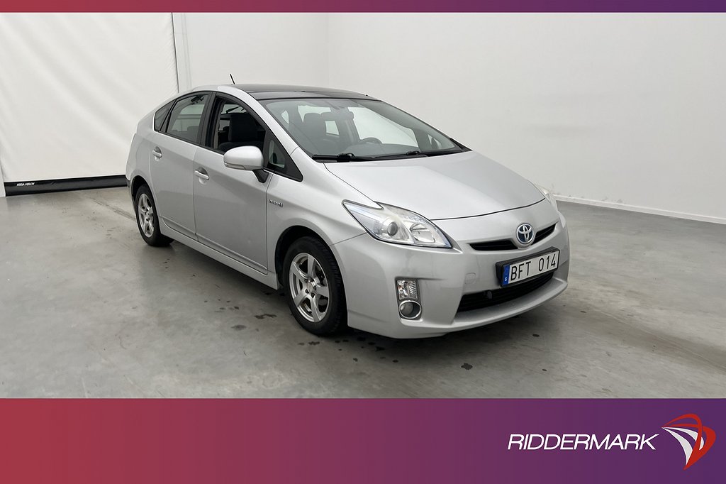 Toyota Prius Hybrid CVT 136hk Värmare Panorama Alcantara