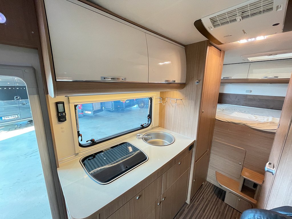 Sun Living A 49 DP / AC bodel / Solcell / B-körkort/6 bältad - Sun Living