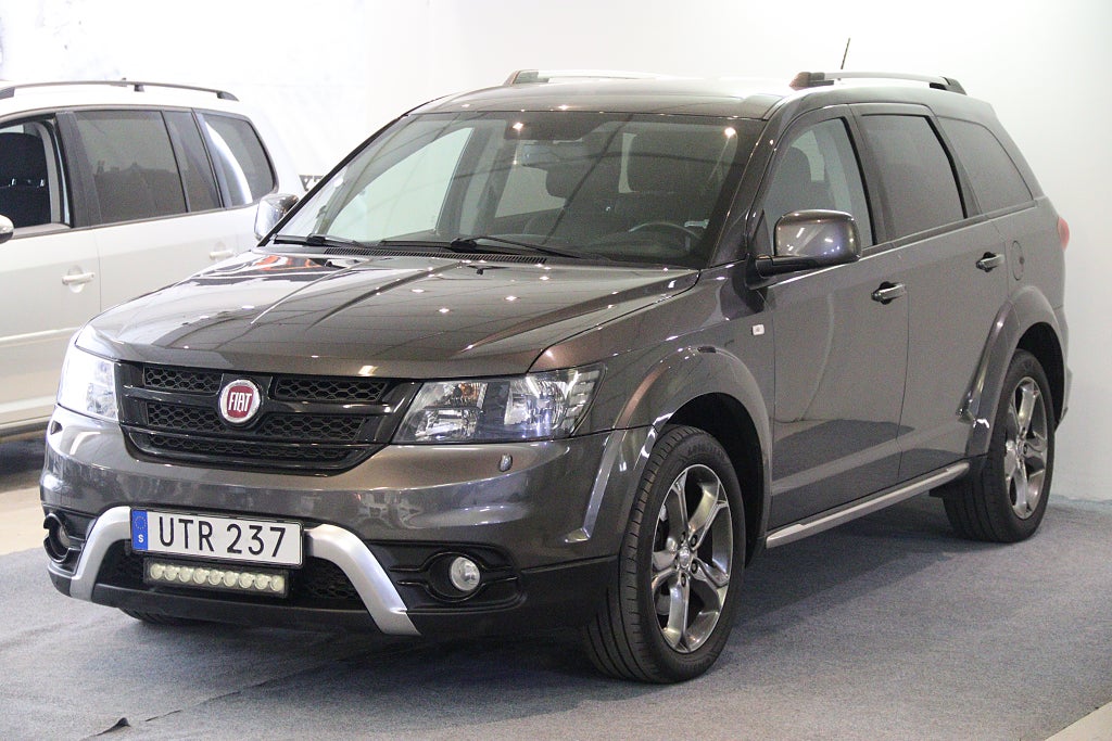 Fiat Freemont 2.0 MULTIJET 4x4 AUTOMAT 7-SITS 170HK NY BESIKTAD 