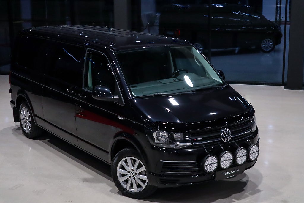 Volkswagen Transporter T32 LÅNG TDI 204HK 4M DUBBLA DÖRRAR P-VÄRMARE DRAG MOMS