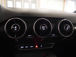 Sportkupé Audi TT 14 av 18