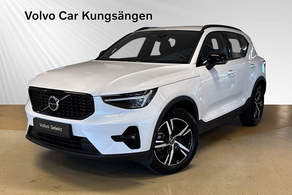 Volvo XC40 B4 FWD Bensin Plus Dark