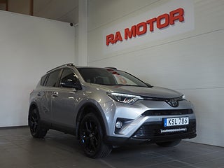 SUV Toyota RAV4 3 av 25