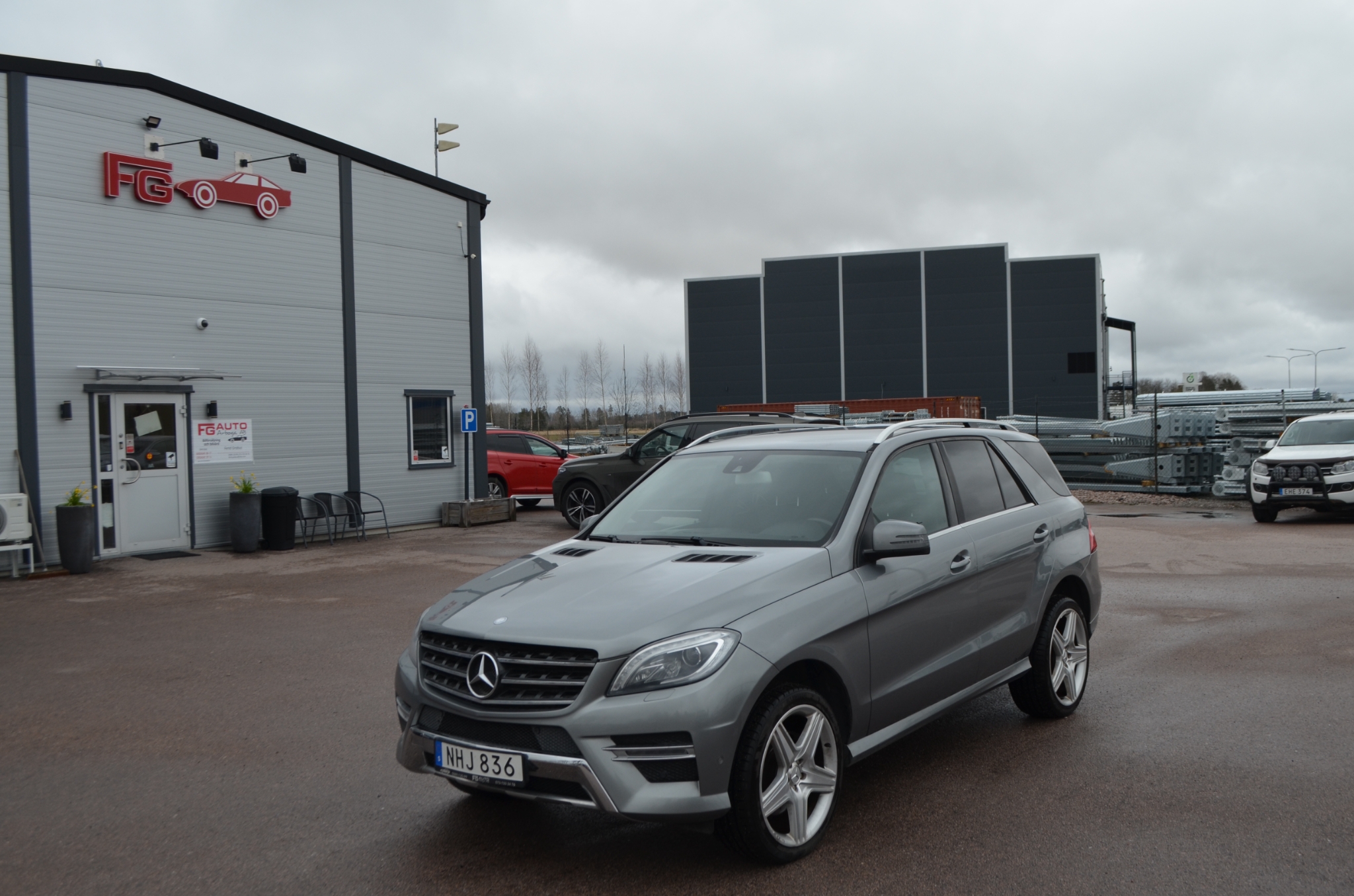 Mercedes-Benz ML 2013, bild 2/10