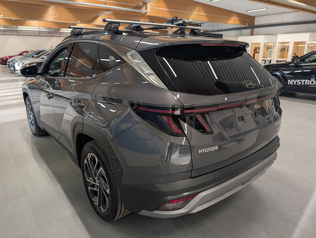 Hyundai Tucson Plug-In AWD *FÖRETAGSKAMPANJ* thumbnail