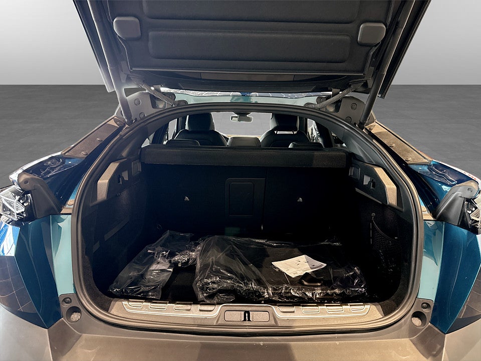 Bild på Peugeot 408 GT 1.2 PT 130hk Aut B-KAMERA CARPLAY