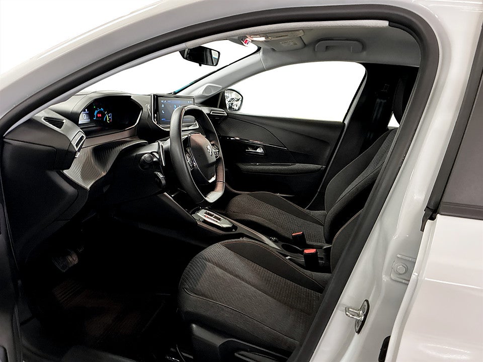 Bild på Peugeot 208 Style Hybrid 100hk Aut CARPLAY BACKSENSORER
