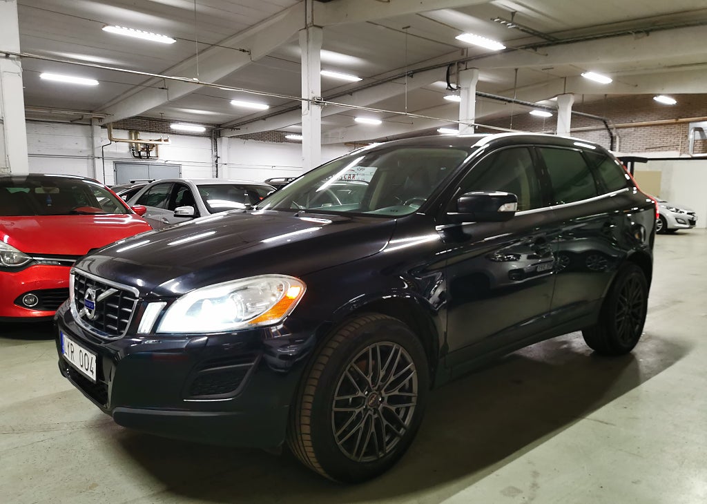 Volvo XC60 D3 Summum Euro 5&Nybesiktad & Dragkrok 