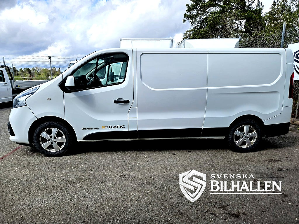 Renault trafic 1.6 dCi Lång L2 GPS Dieselvärmare Drag Verkstads.Inredd