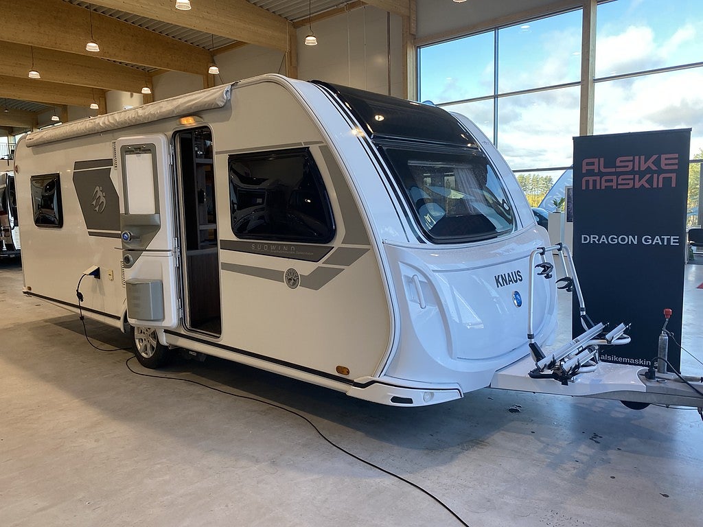 Knaus Sudwind ALDE /Mover /Dinette med överbäddskåp