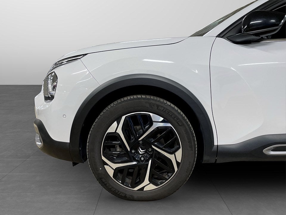 Bild på Citroën C4 Shine 1.2 PT 130hk Aut - 360-KAMERA, RATTVÄRME