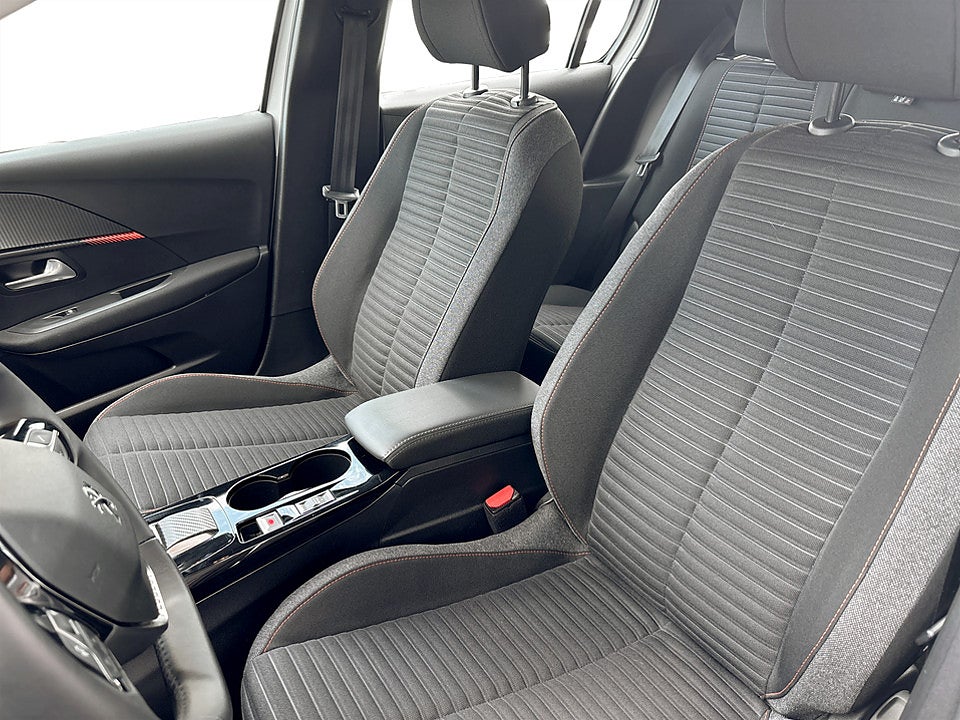 Bild på Peugeot E-208 Active 50kWh 136hk BACKSENSORER