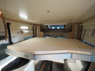 Husbil-halvintegrerad Ci Elliot 87 XT GO 20 av 22