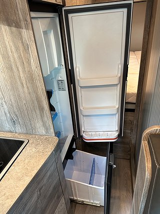 Husbil-halvintegrerad Robeta Apollo 140HK AUT  12 av 22