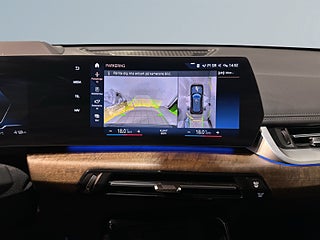 BMW iX1 xDrive30 M Sport Edt Drag H/K Pano HuD 360° GPS SoV – bild 11