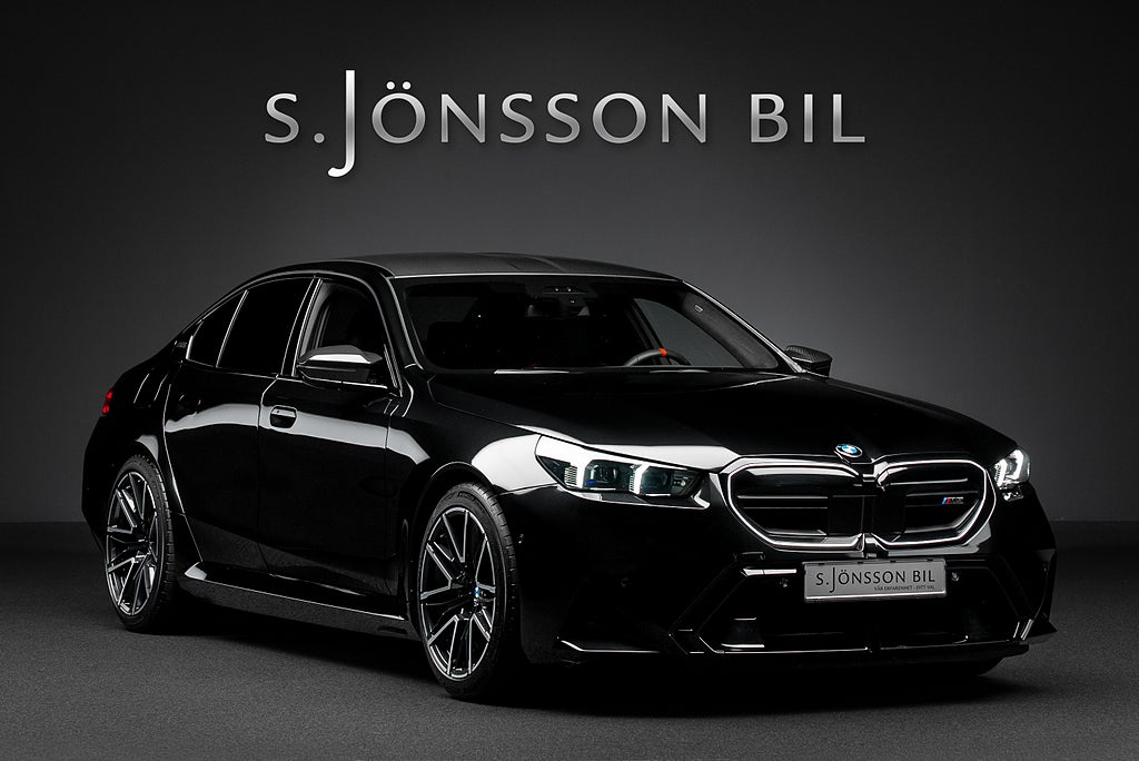 BMW M5 / 727 hk / Keramiska bromsar