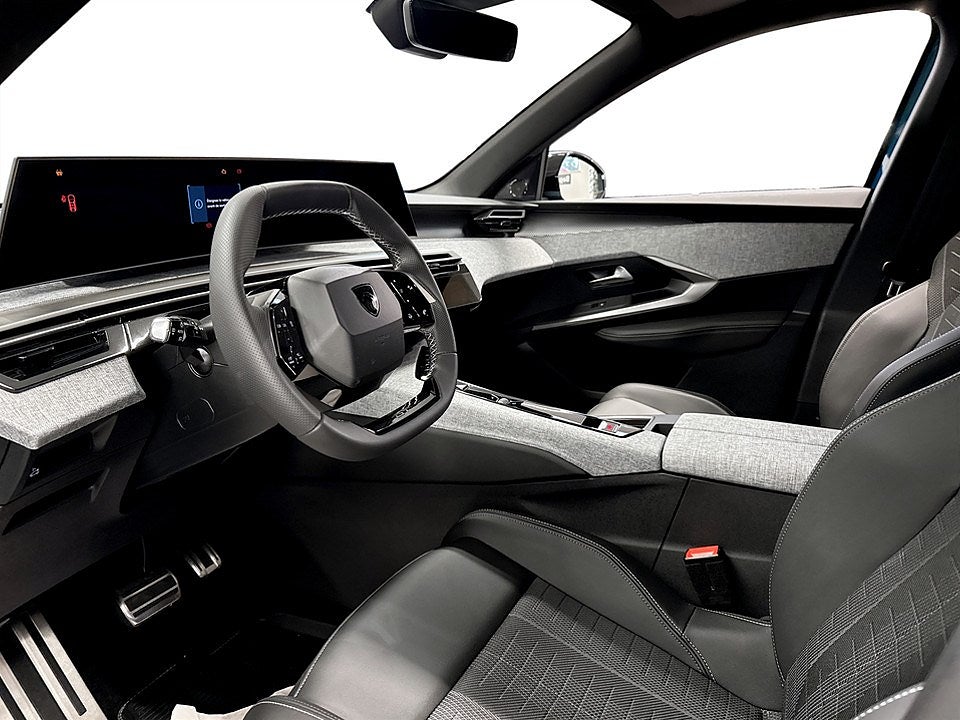 Bild på Peugeot 5008 GT Hybrid - OMGÅENDE LEVERANS!