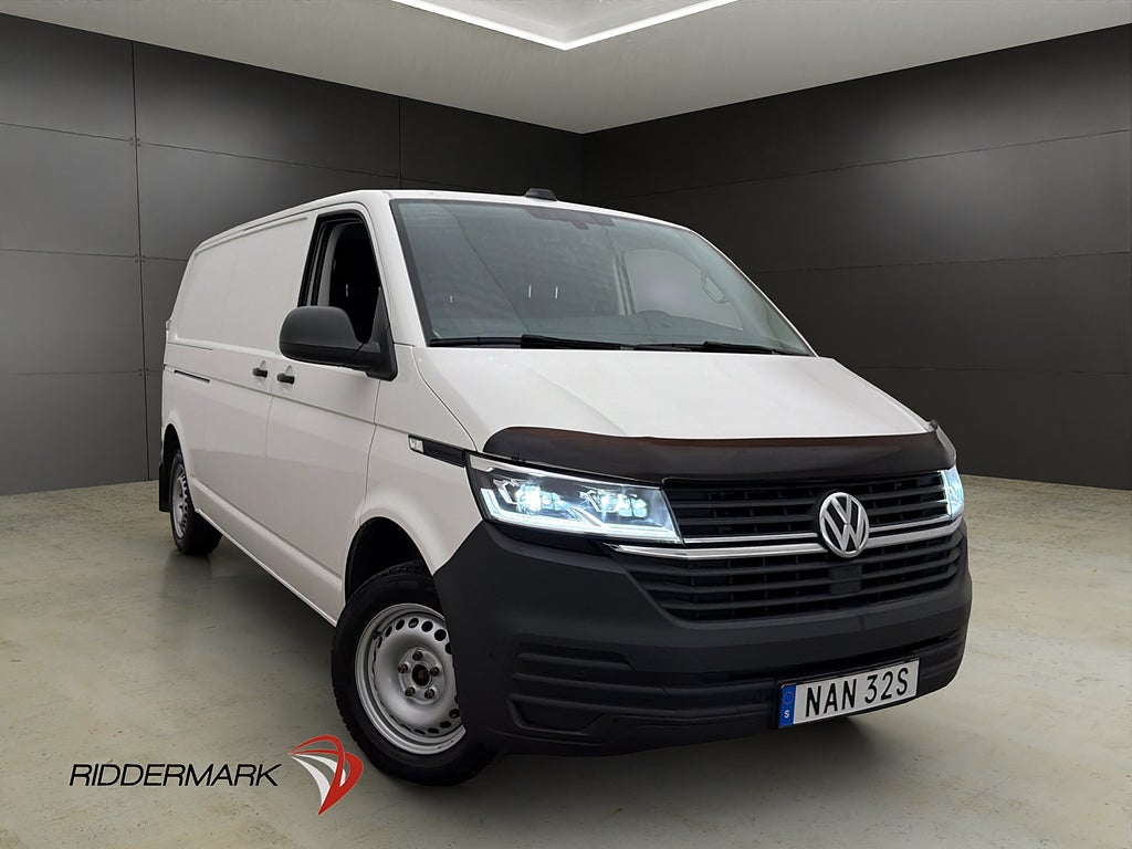 Volkswagen Transporter L2 150hk D-Värm PDC Drag CARPLAY Moms