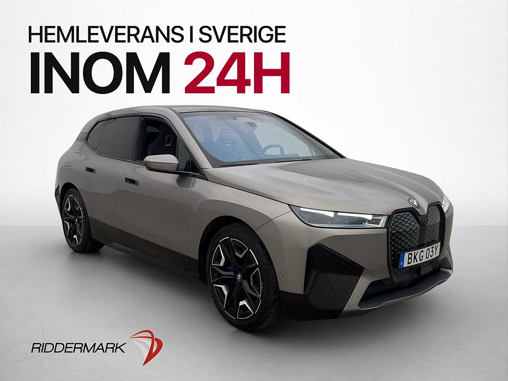 BMW iX xDrive40 Sport Pano Sky 360° H/K Skinn CarPlay Drag