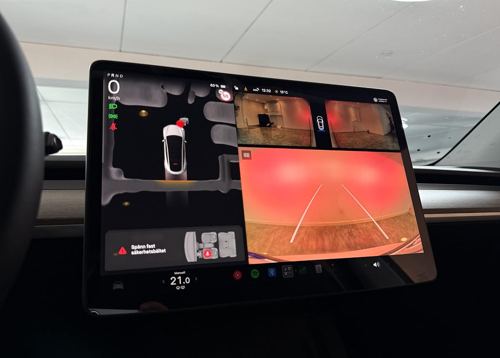 Tesla Model Y Long Range RWD Long Range VÄRMARE SKINN PANO SVENSKSÅLD