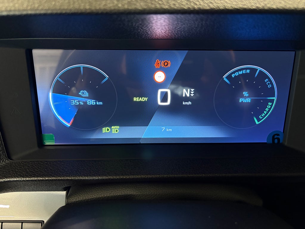 Peugeot e-Expert 75kWh L2 Plus thumbnail