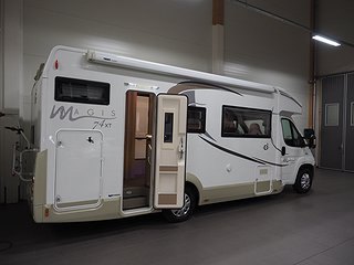 Husbil-halvintegrerad CI Magis 74 XT/ 3 av 17