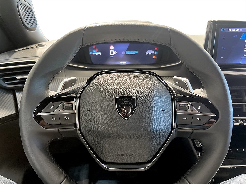 Bild på Peugeot 2008 Allure 1.2 PT 130hk Aut B-KAMERA CARPLAY