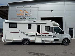 Husbil-halvintegrerad Adria Matrix Supreme 687SL 150HK 1 av 21