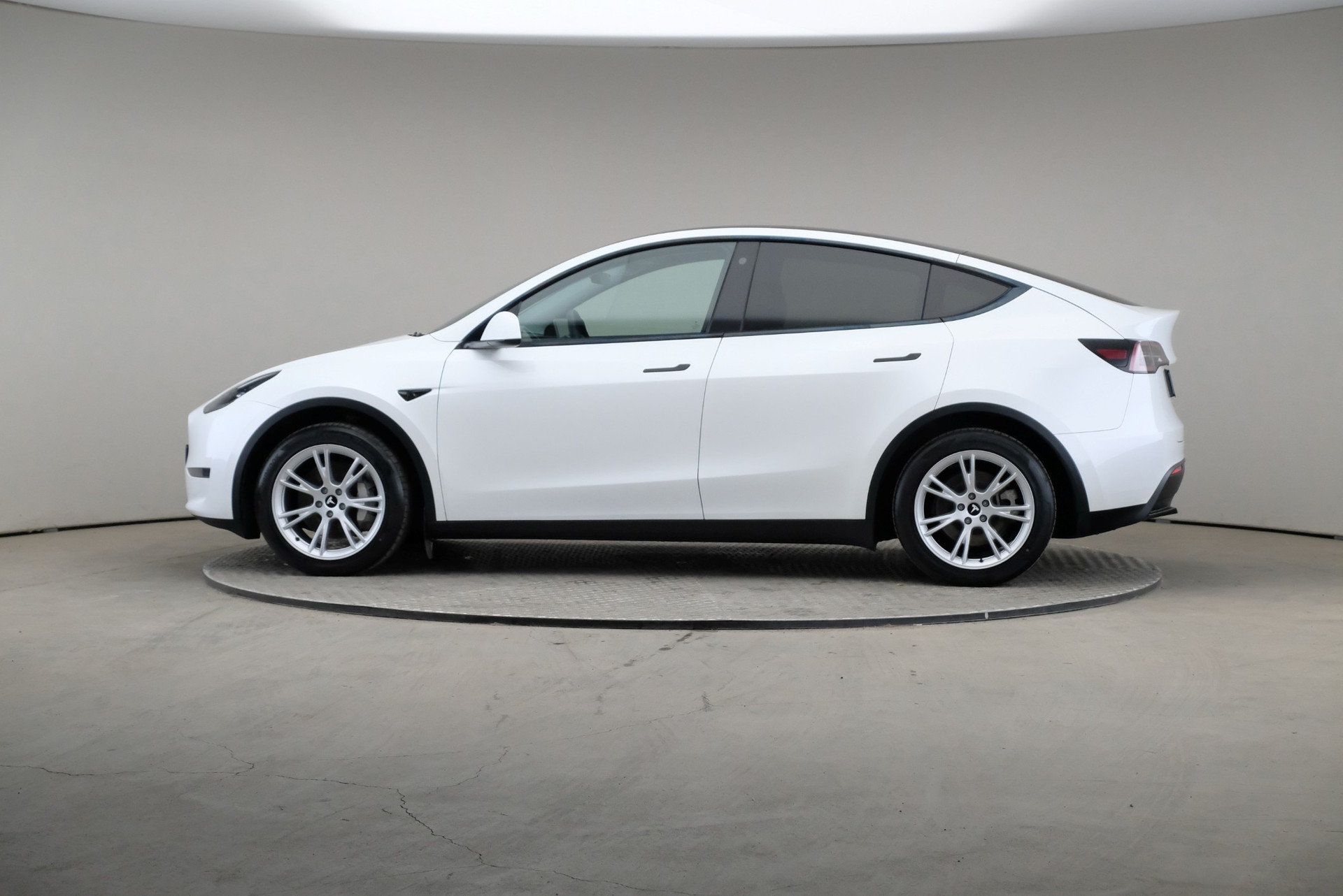 Tesla Model Y Long Range AWD 514hk Drag 2023, bild 4/10