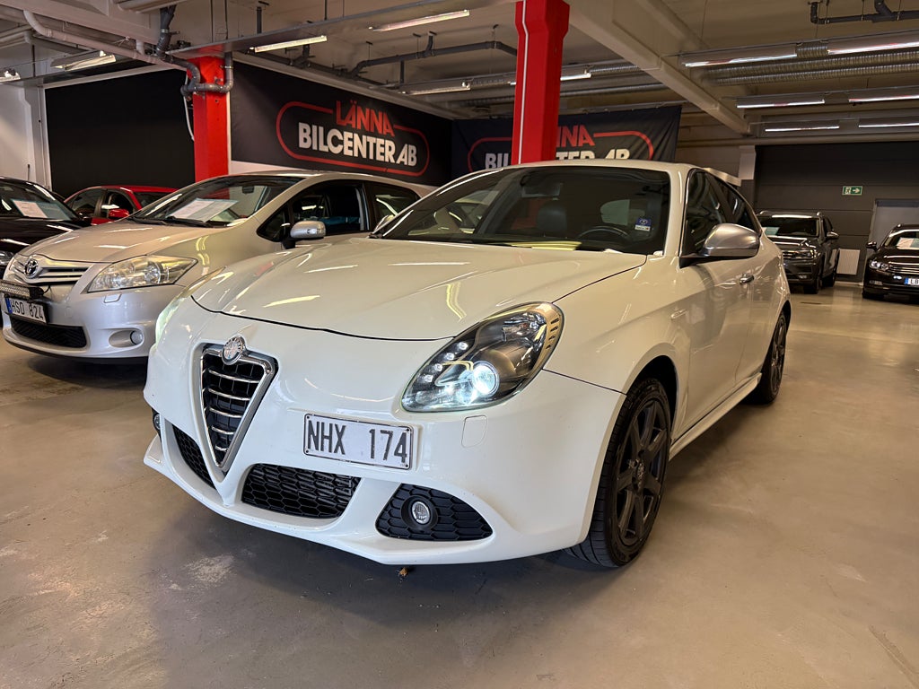 Alfa Romeo Giulietta 2013 - miniatyr 3