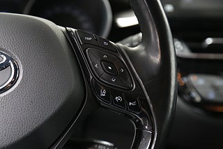 SUV Toyota C-HR 24 av 26