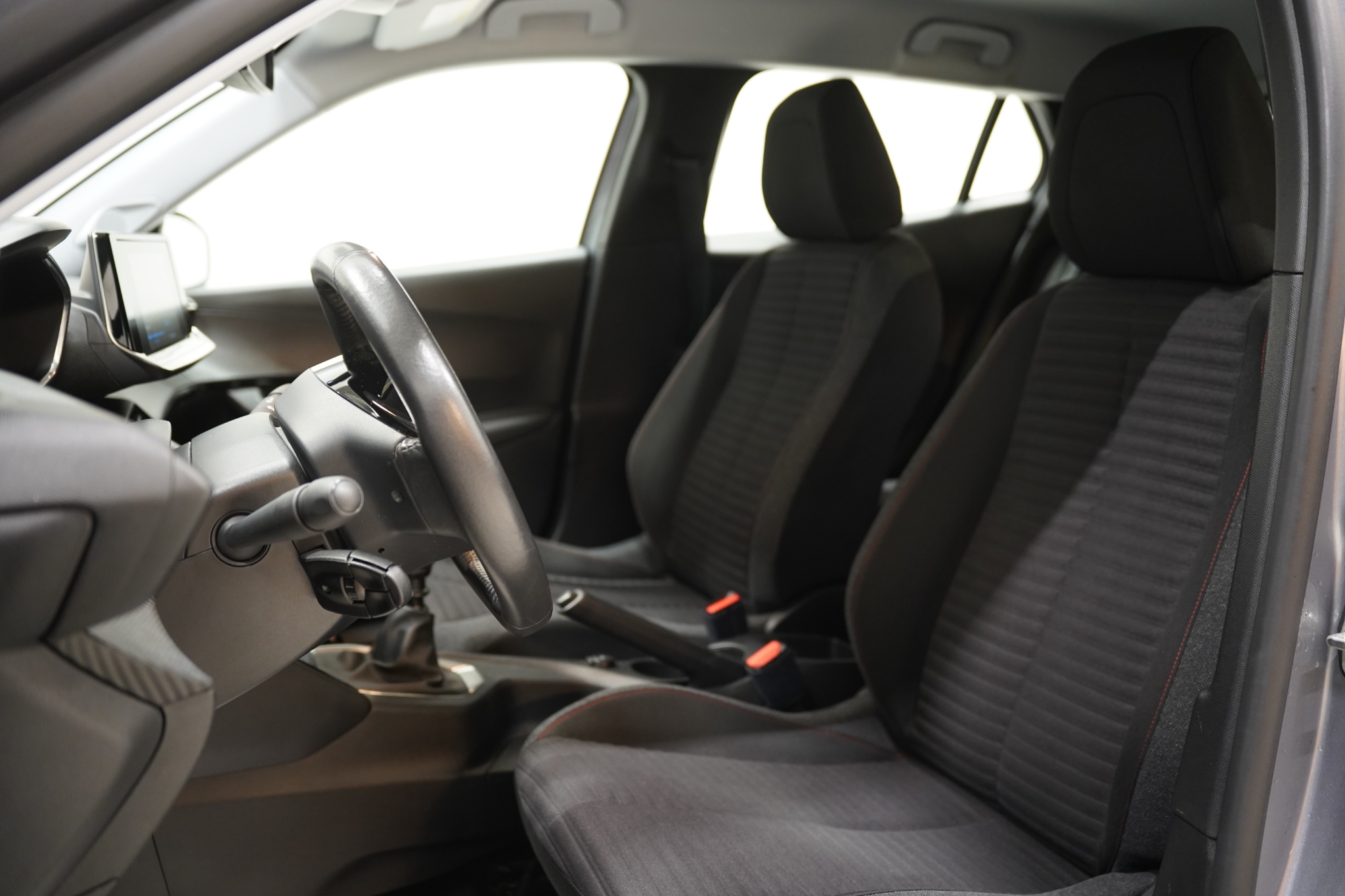 Peugeot 2008 2022, kuva 6/51
