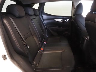 SUV Nissan Qashqai 13 av 21
