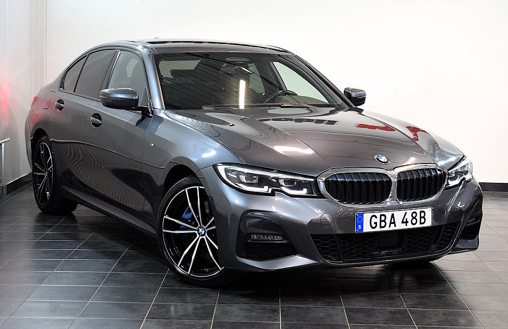 BMW 330e Sedan Steptronic M Sport /Blis/keyLess/B-KAMERA/Navi