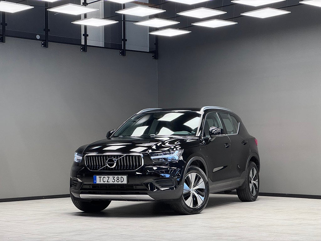 Volvo XC40 Recharge T4 DCT / B-Kamera / Navigation 